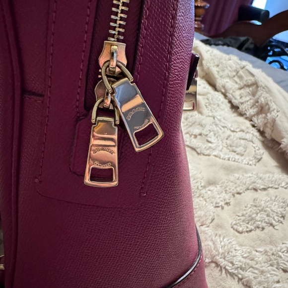 Coach Book Bag Raspberry Authentic - Picture 3 of 5